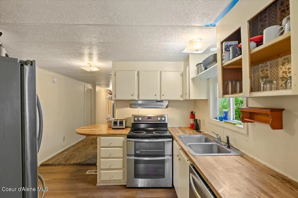 813 N Ella Avenue Sandpoint ID 83864