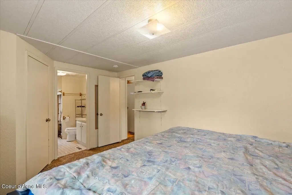 813 N Ella Avenue Sandpoint ID 83864