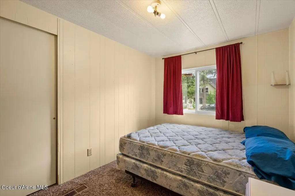 813 N Ella Avenue Sandpoint ID 83864