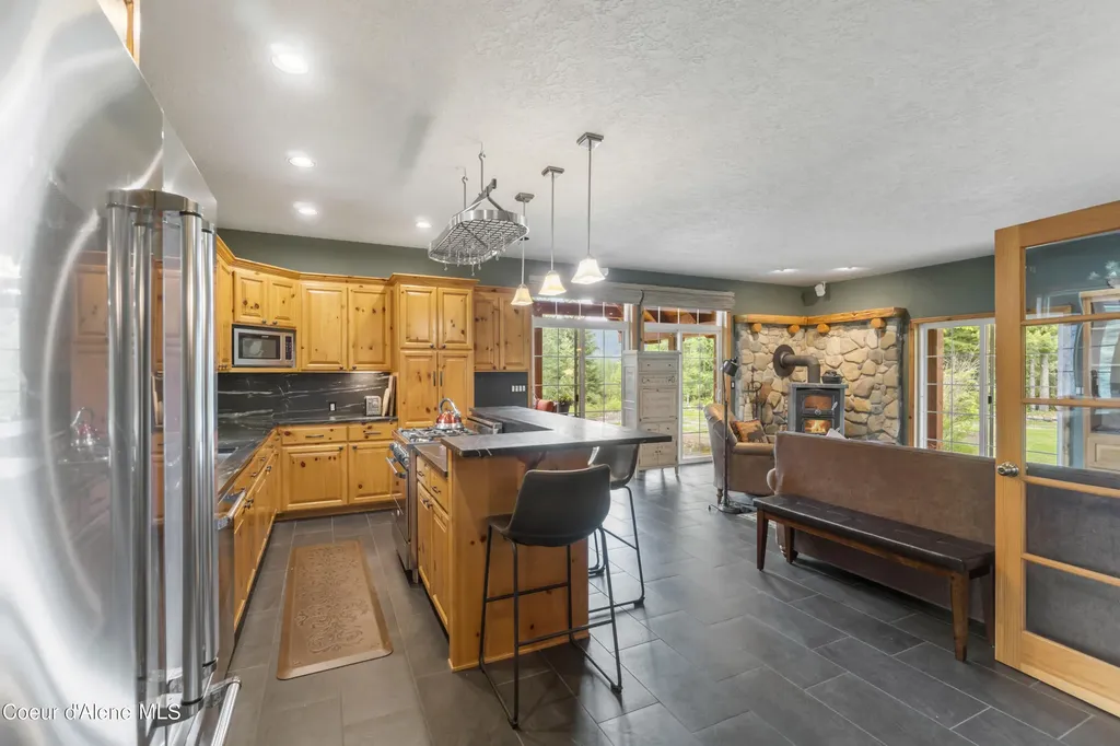 778 B Street Sandpoint ID 83864