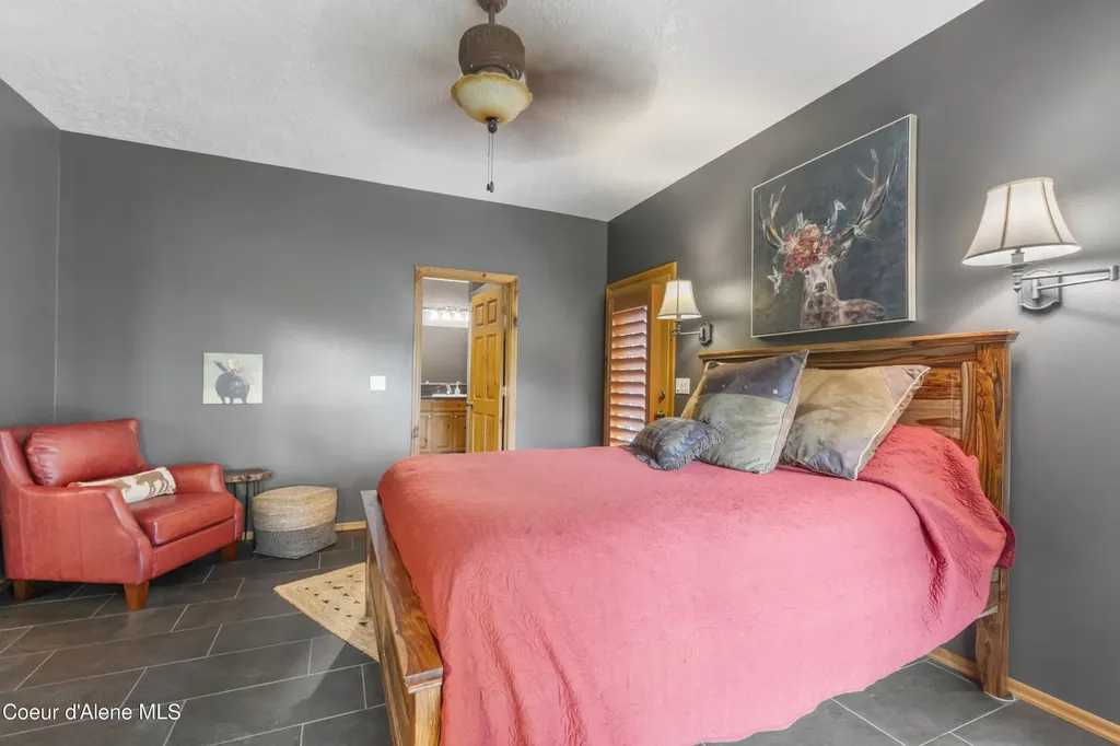 778 B Street Sandpoint ID 83864