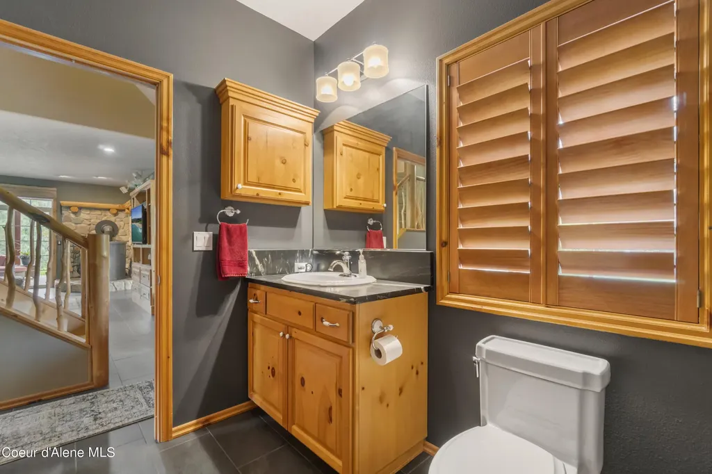 778 B Street Sandpoint ID 83864