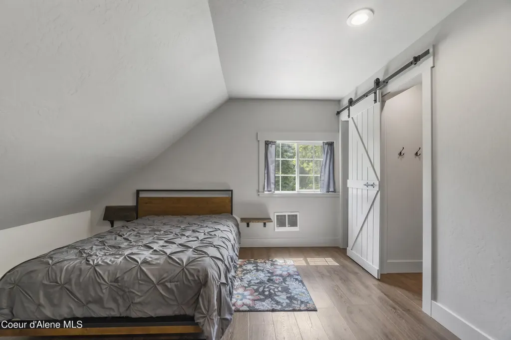 778 B Street Sandpoint ID 83864