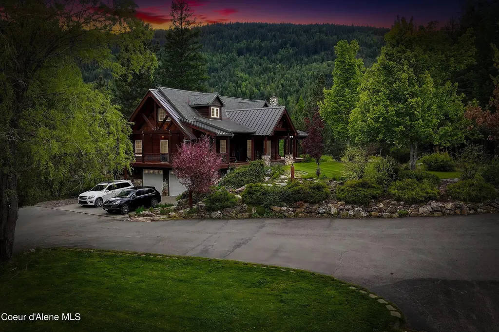 778 B Street Sandpoint ID 83864