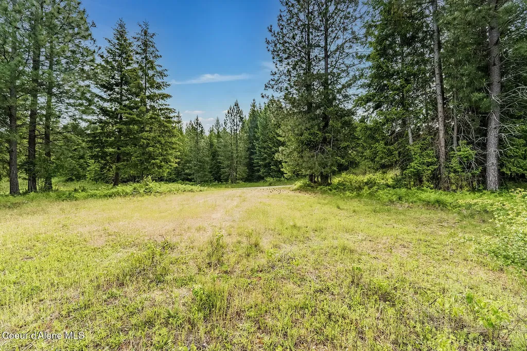 Lt 2 Blk 1 Napili Road Harrison ID 83833