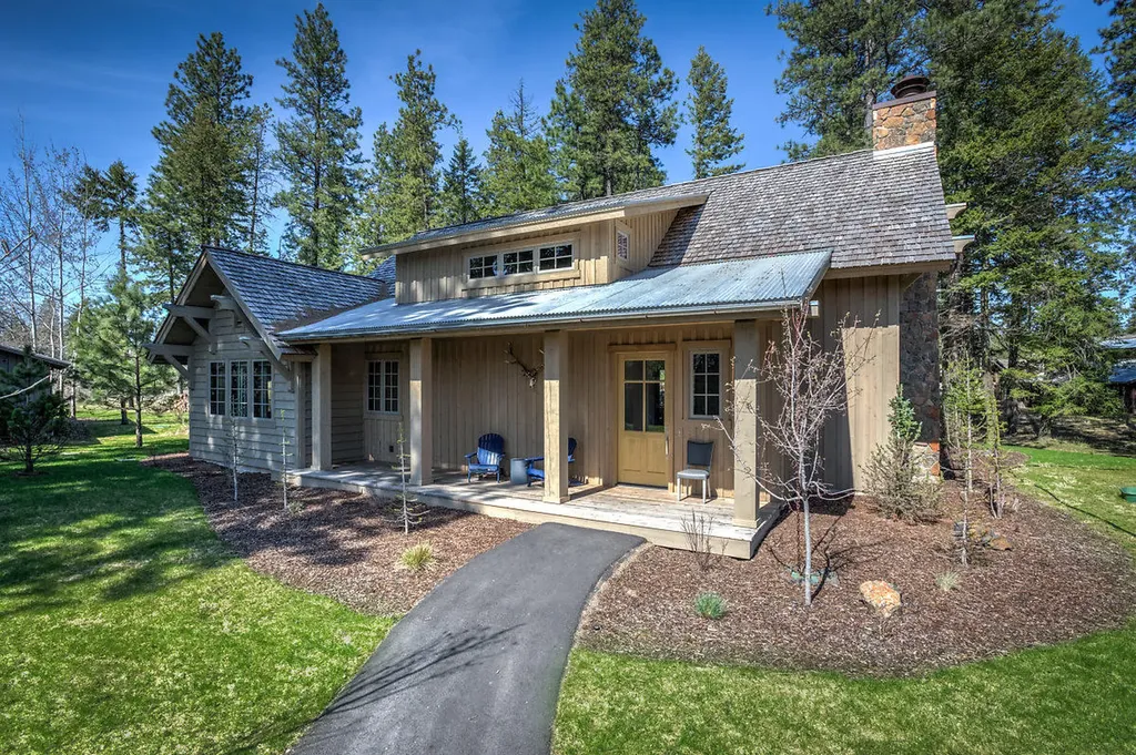 6671 S Old Barn Road Harrison ID 83833