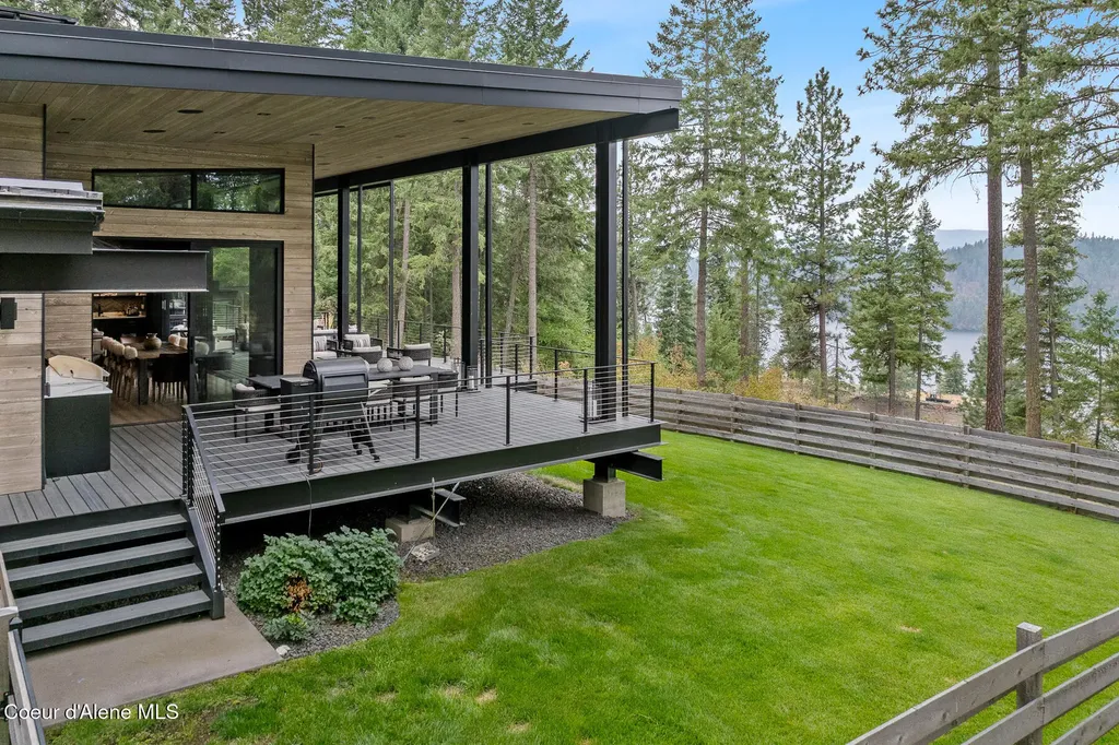 5551 S Longspur Court Harrison ID 83833