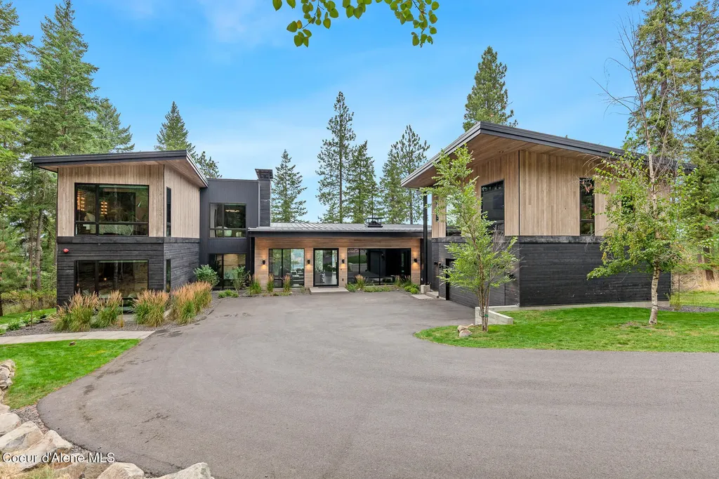 5551 S Longspur Court Harrison ID 83833