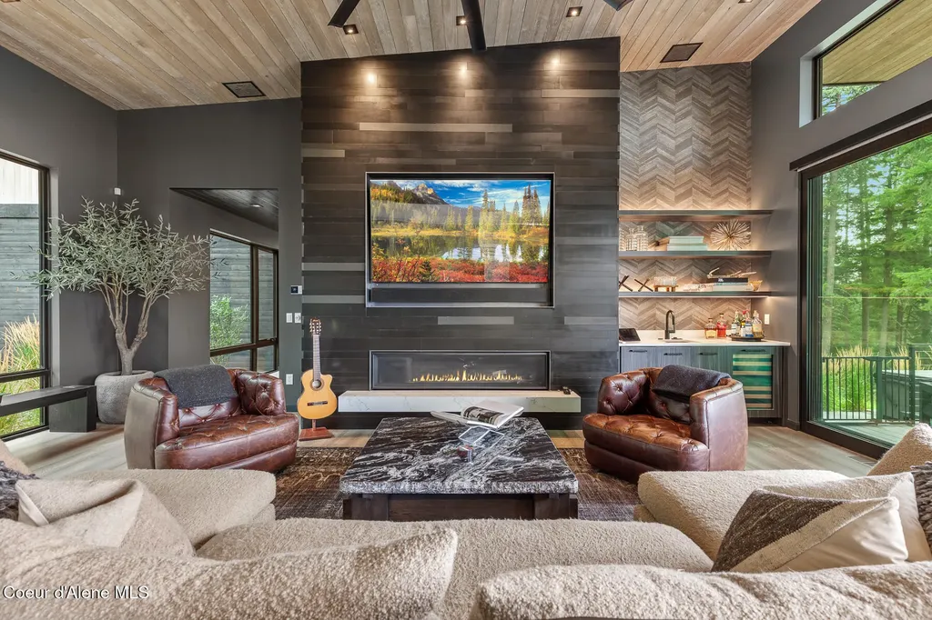 5551 S Longspur Court Harrison ID 83833
