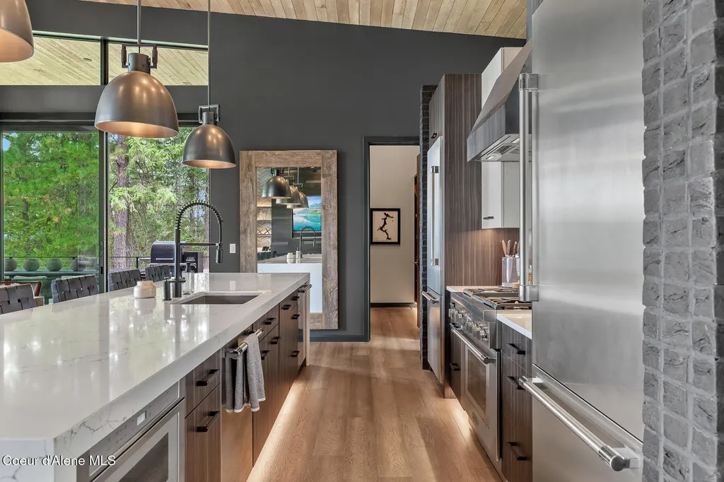 5551 S Longspur Court Harrison ID 83833
