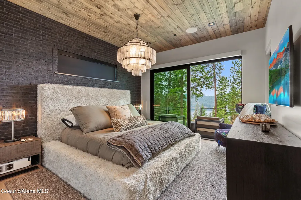 5551 S Longspur Court Harrison ID 83833