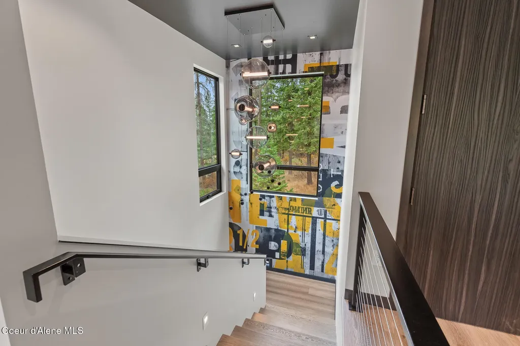 5551 S Longspur Court Harrison ID 83833
