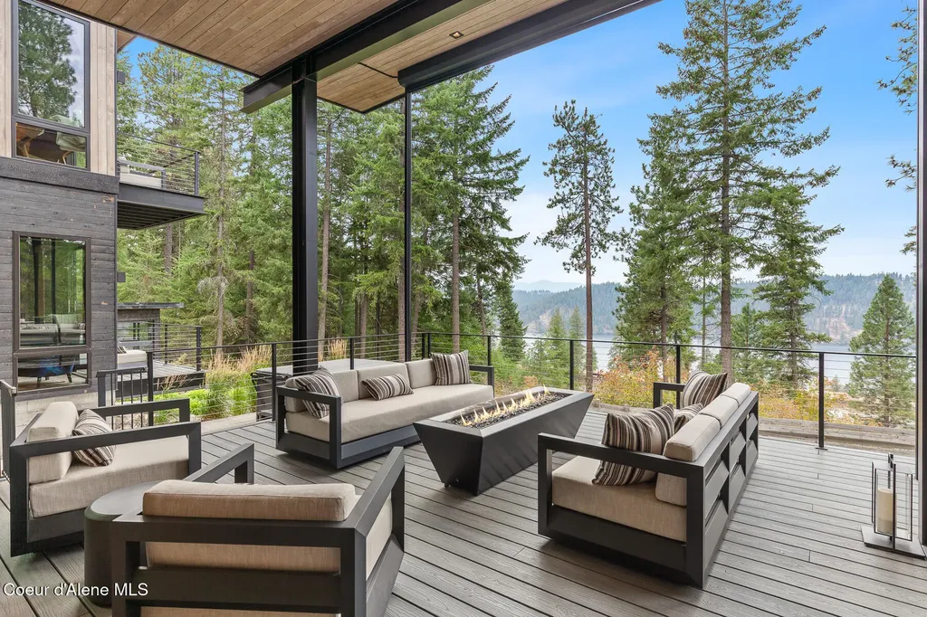 5551 S Longspur Court Harrison ID 83833