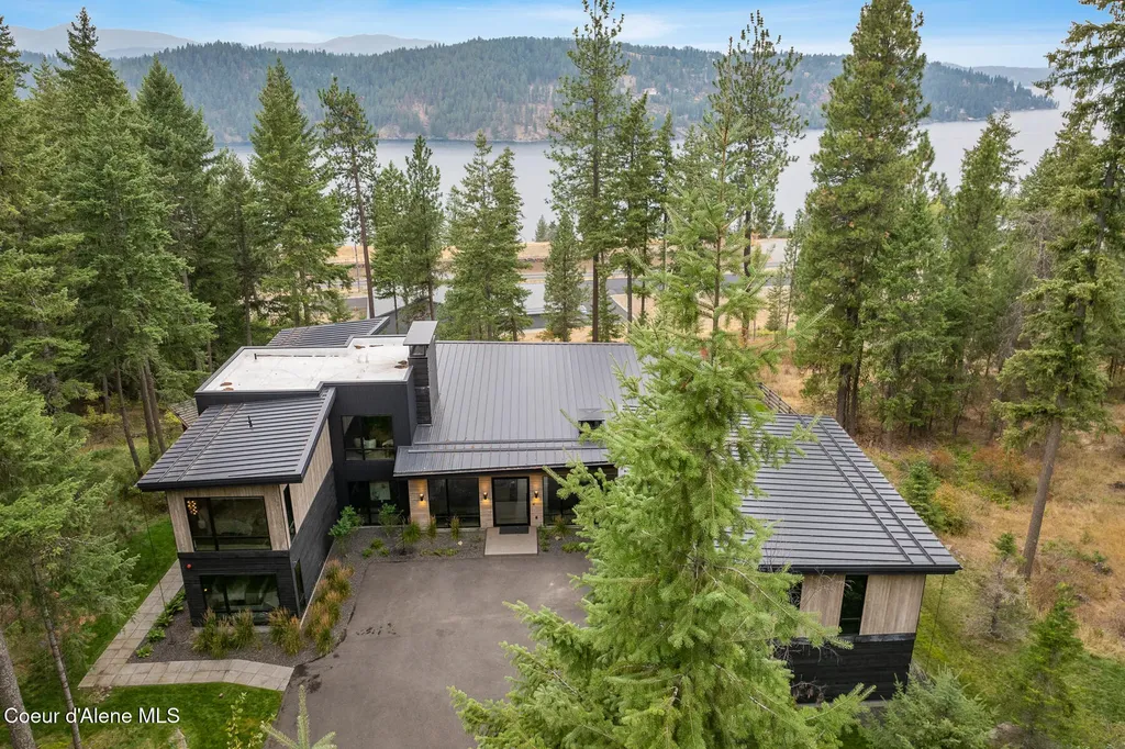 5551 S Longspur Court Harrison ID 83833