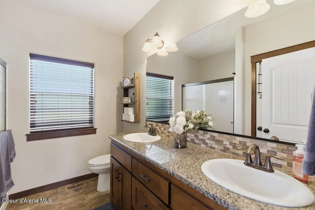 6670 W Buffalo Grass Lane Rathdrum ID 83858