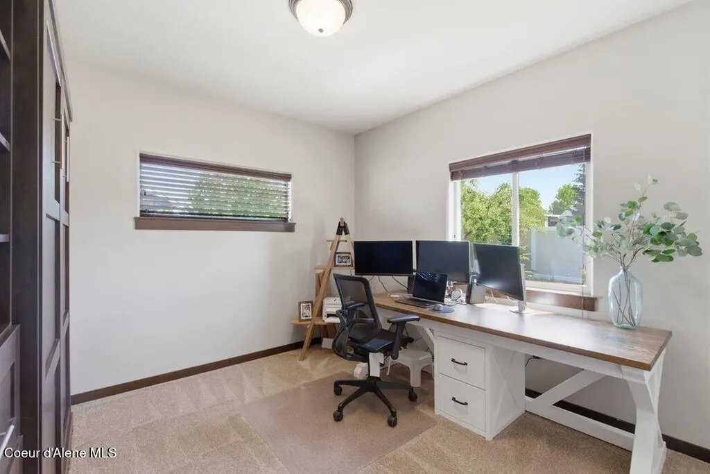 6670 W Buffalo Grass Lane Rathdrum ID 83858