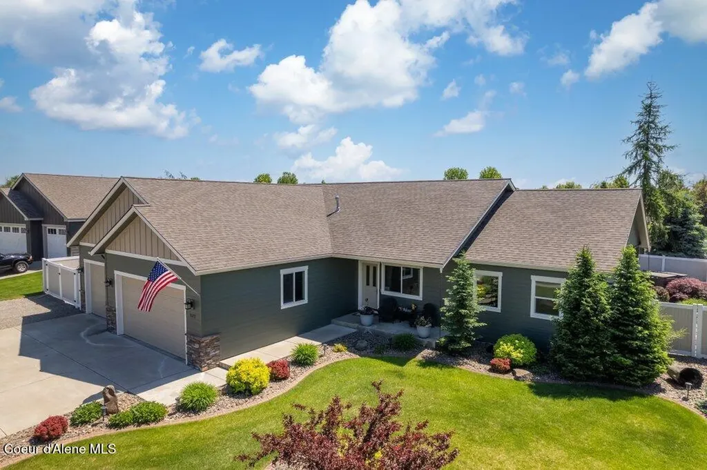 6670 W Buffalo Grass Lane Rathdrum ID 83858