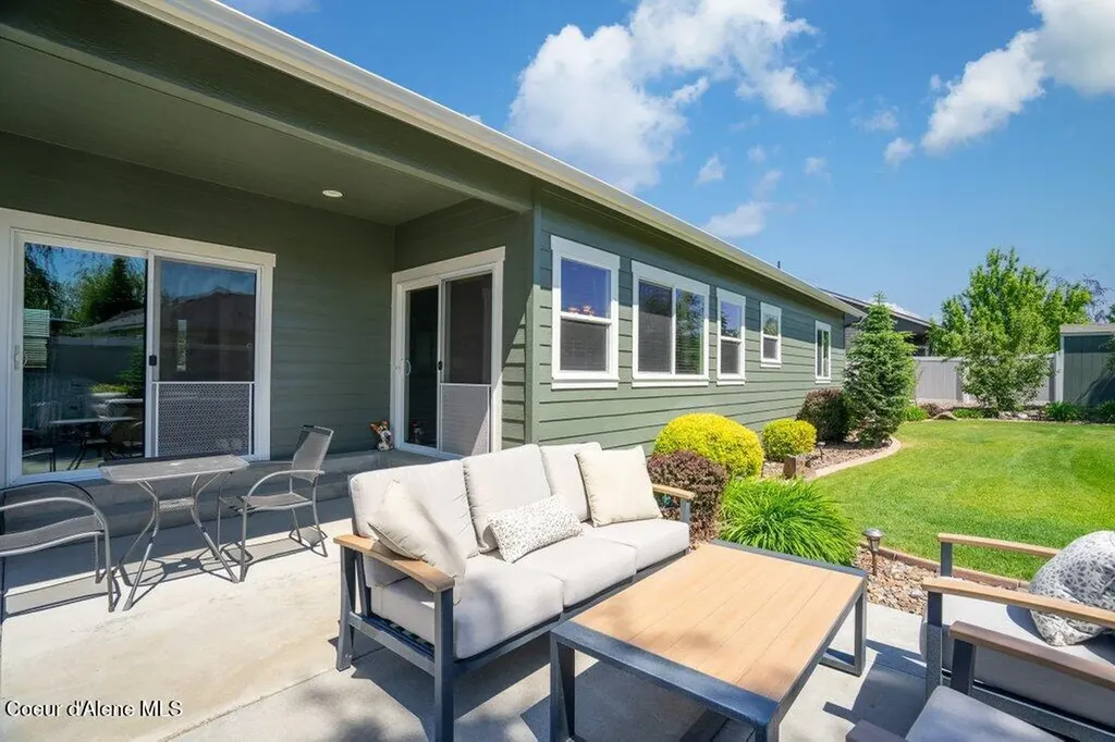 6670 W Buffalo Grass Lane Rathdrum ID 83858
