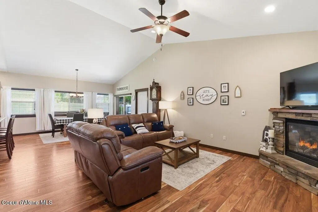 6670 W Buffalo Grass Lane Rathdrum ID 83858