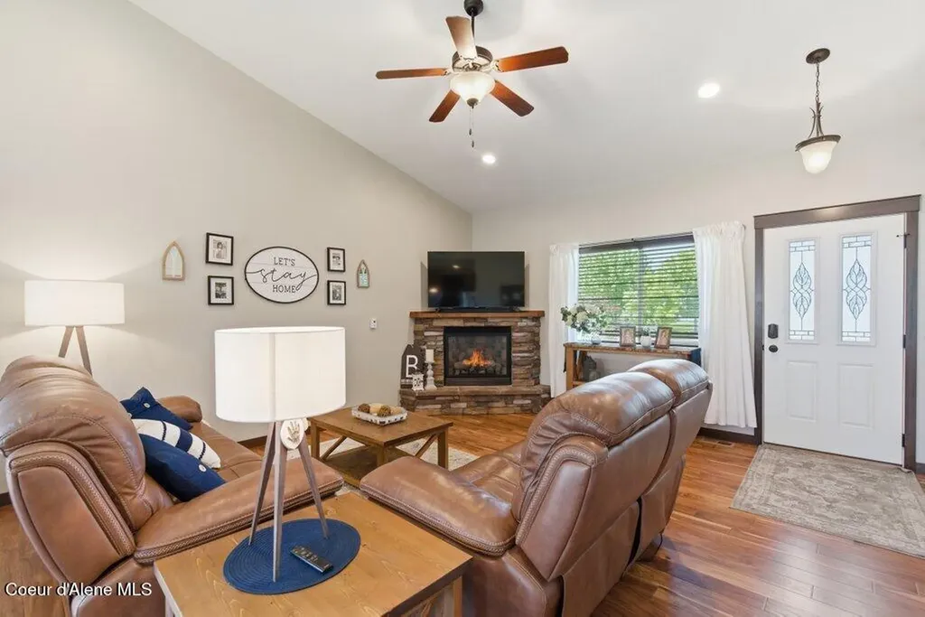 6670 W Buffalo Grass Lane Rathdrum ID 83858