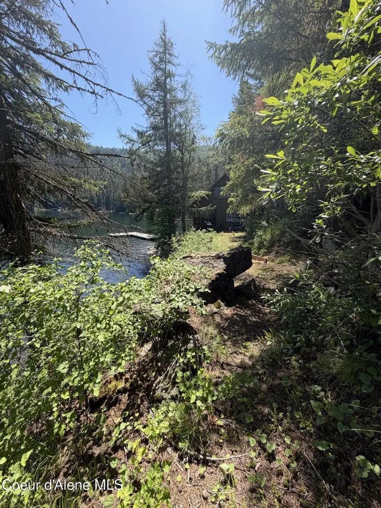 14226 W Spirit Lake Shore Spirit Lake ID 83869