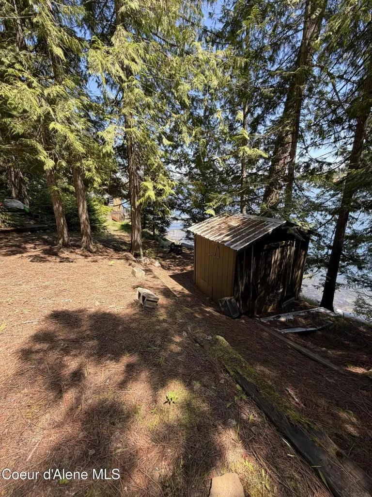 14226 W Spirit Lake Shore Spirit Lake ID 83869