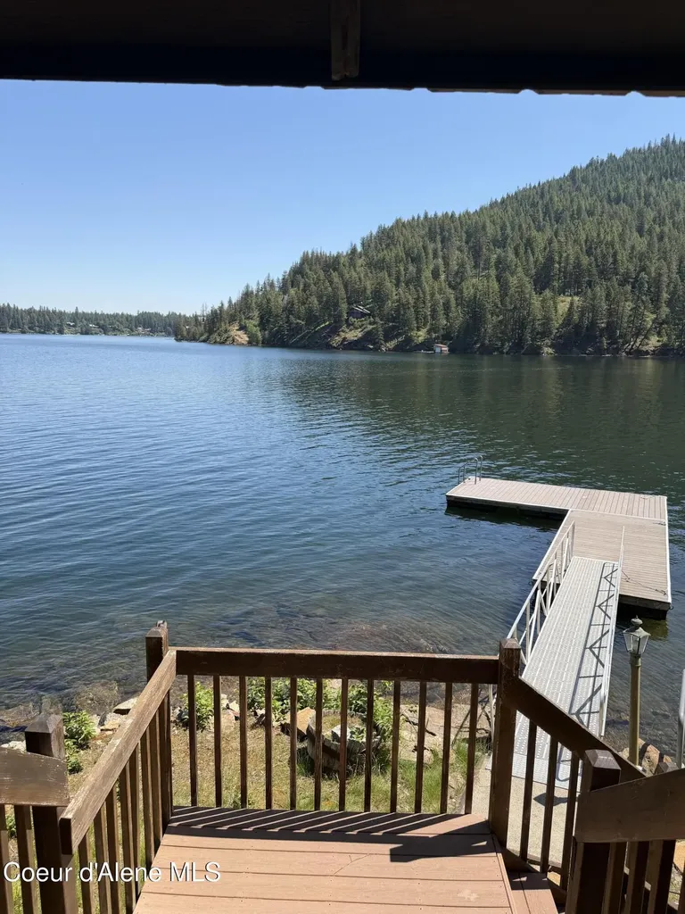 14226 W Spirit Lake Shore Spirit Lake ID 83869
