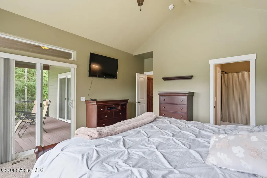 23896/2389 N Bridge Lake Road Rathdrum ID 83858