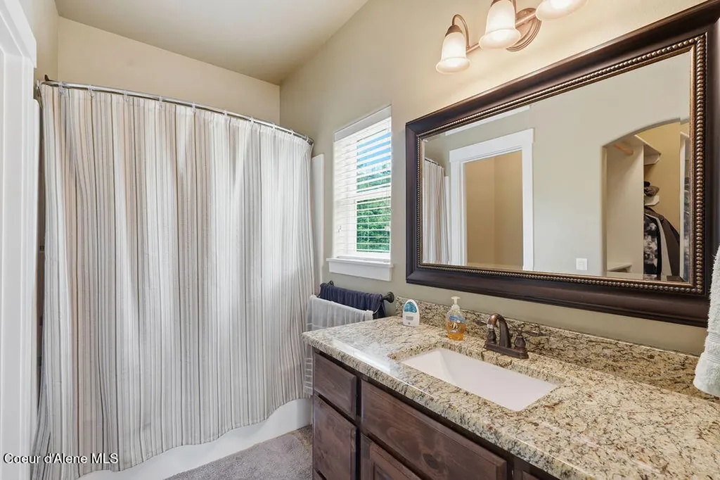 23896/2389 N Bridge Lake Road Rathdrum ID 83858