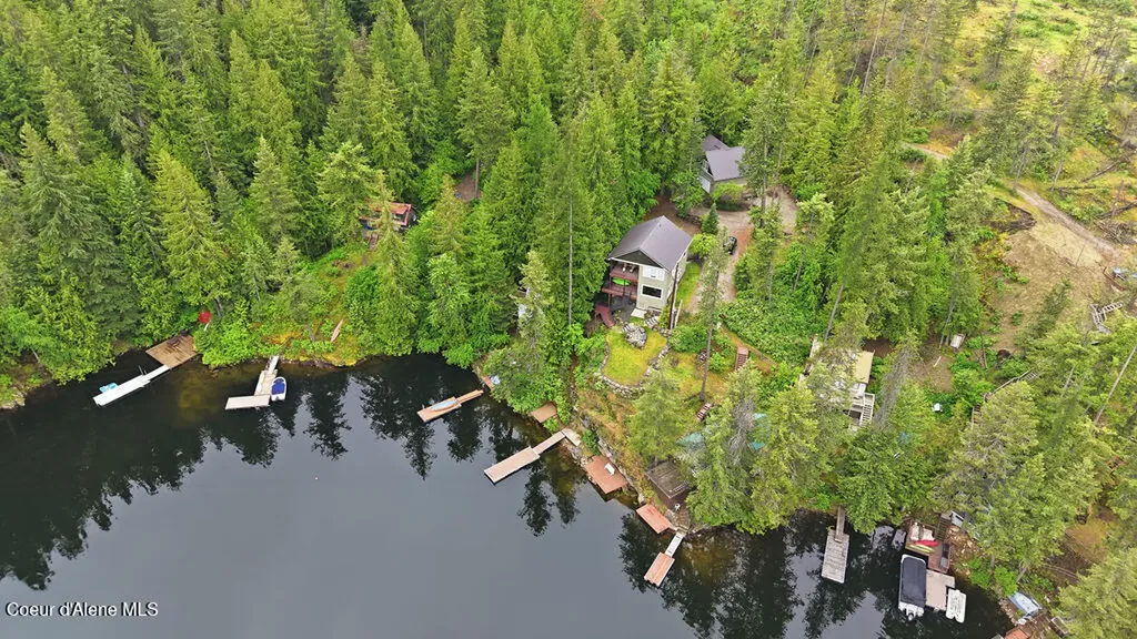 23896/2389 N Bridge Lake Road Rathdrum ID 83858