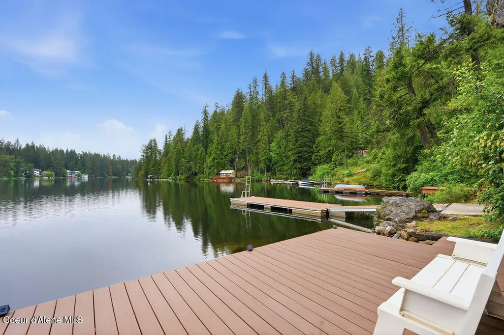 23896/2389 N Bridge Lake Road Rathdrum ID 83858