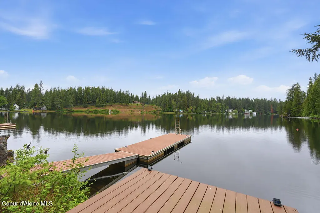 23896/2389 N Bridge Lake Road Rathdrum ID 83858