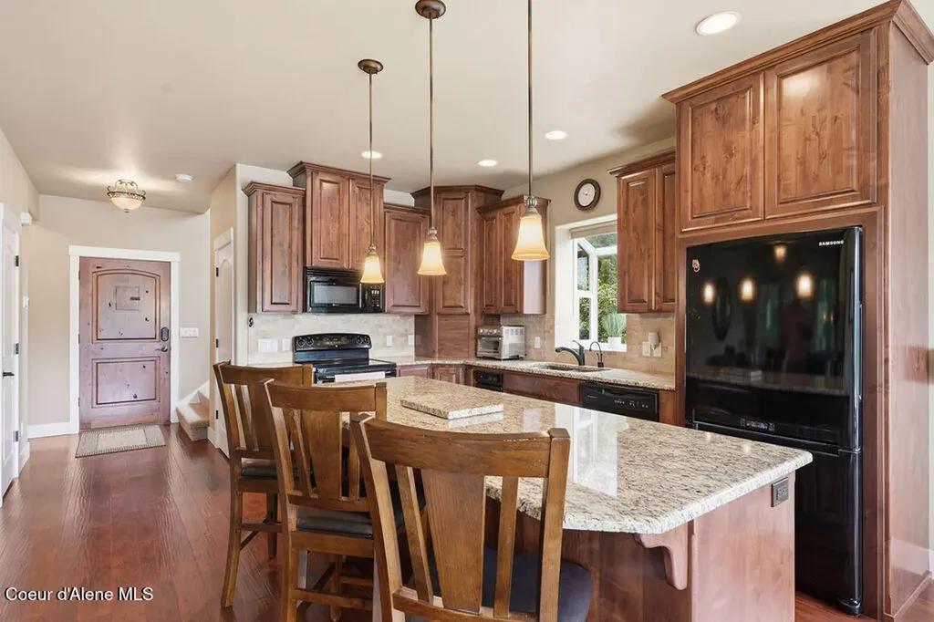23896/2389 N Bridge Lake Road Rathdrum ID 83858