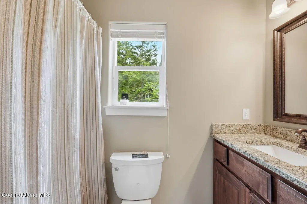 23896/2389 N Bridge Lake Road Rathdrum ID 83858