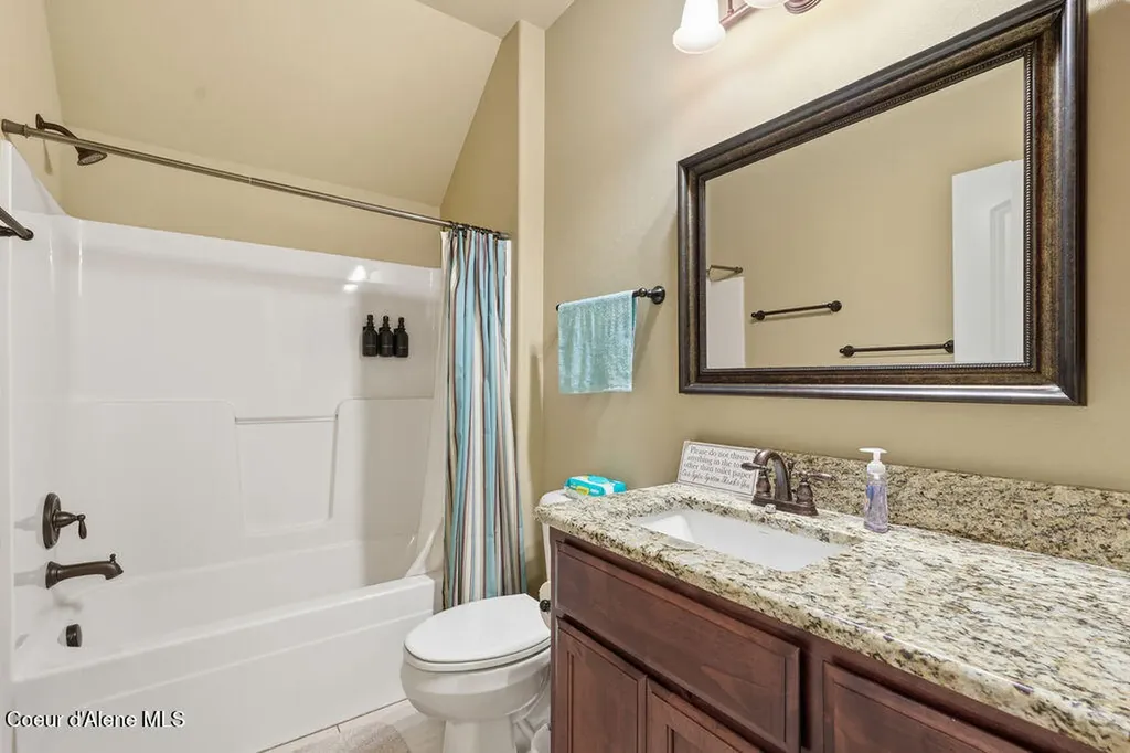 23896/2389 N Bridge Lake Road Rathdrum ID 83858