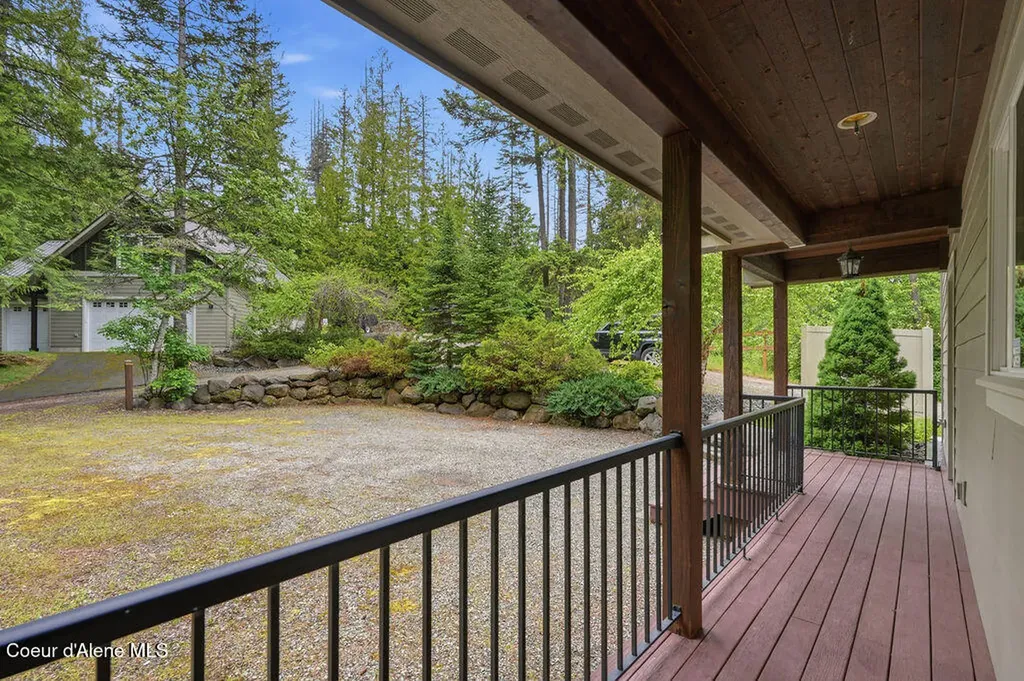 23896/2389 N Bridge Lake Road Rathdrum ID 83858