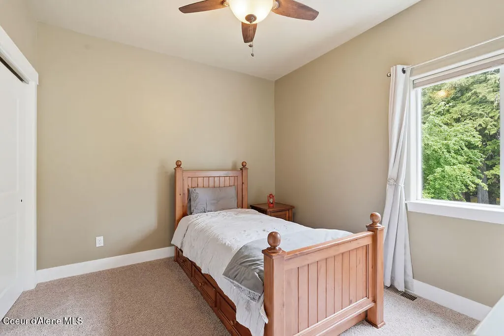 23896/2389 N Bridge Lake Road Rathdrum ID 83858