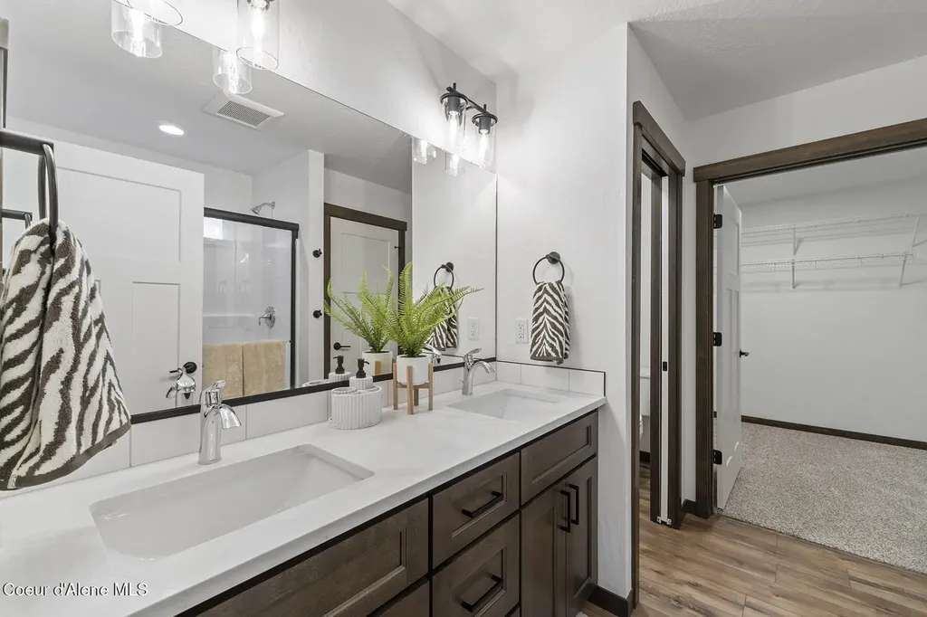 Lt 2 Blk 3 E Valley Street S Oldtown ID 83822