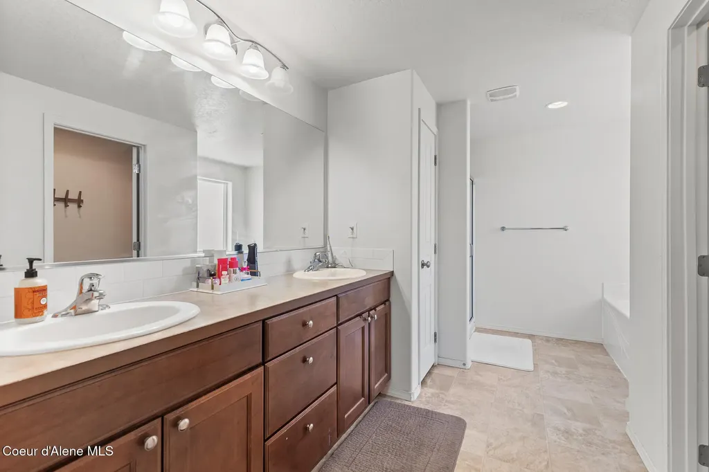 6104 W Alliance Street Rathdrum ID 83858
