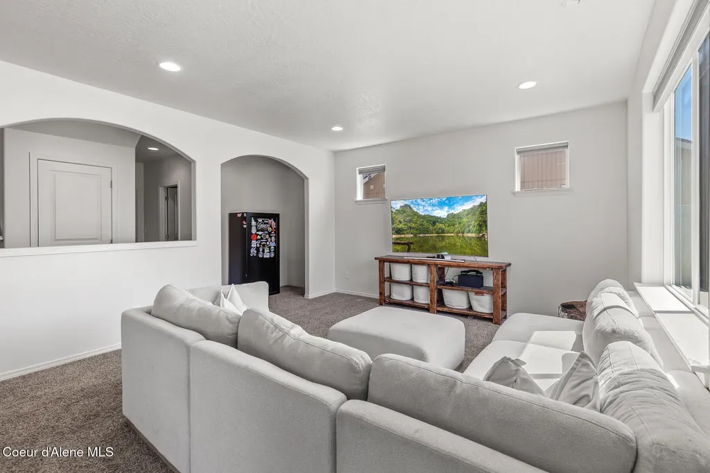 6104 W Alliance Street Rathdrum ID 83858