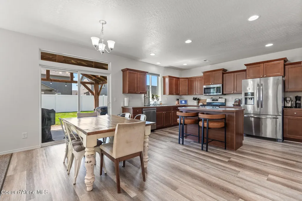 6104 W Alliance Street Rathdrum ID 83858