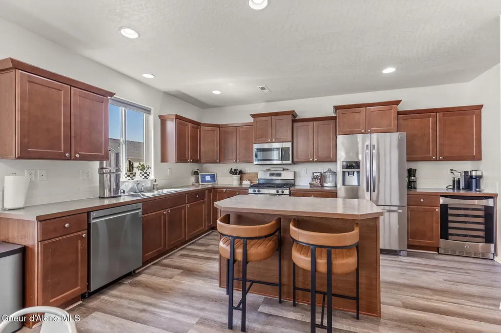 6104 W Alliance Street Rathdrum ID 83858