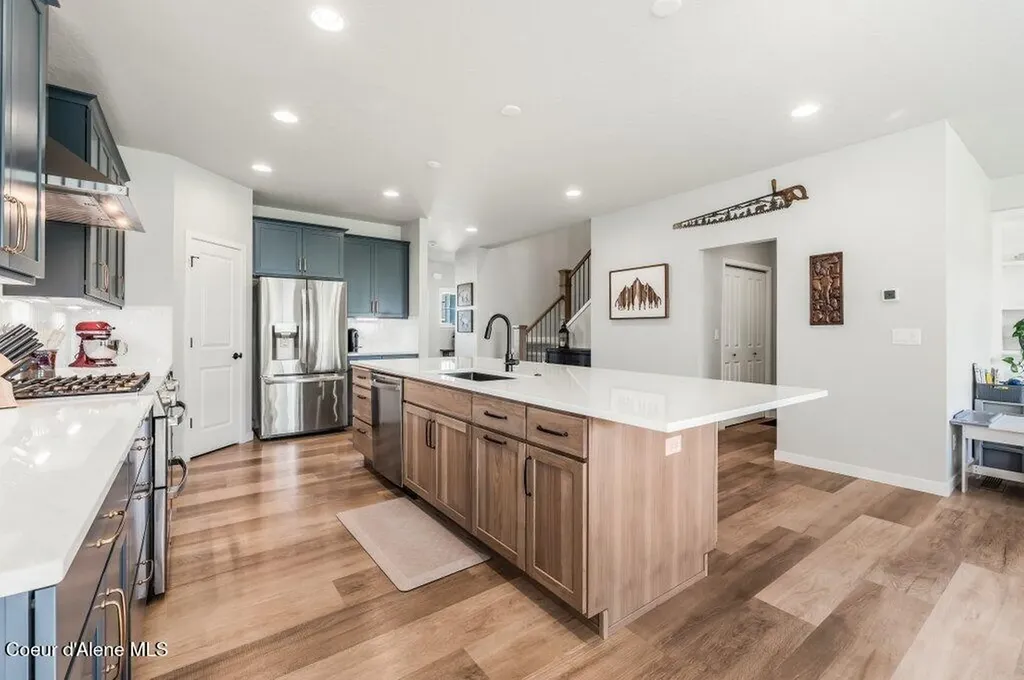 1656 W Okanogan Avenue Post Falls ID 83854