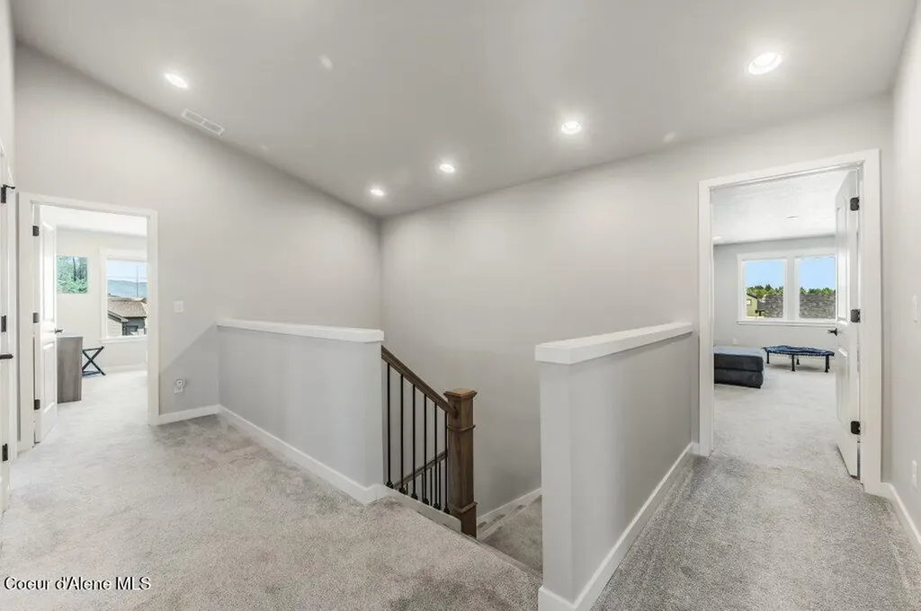 1656 W Okanogan Avenue Post Falls ID 83854