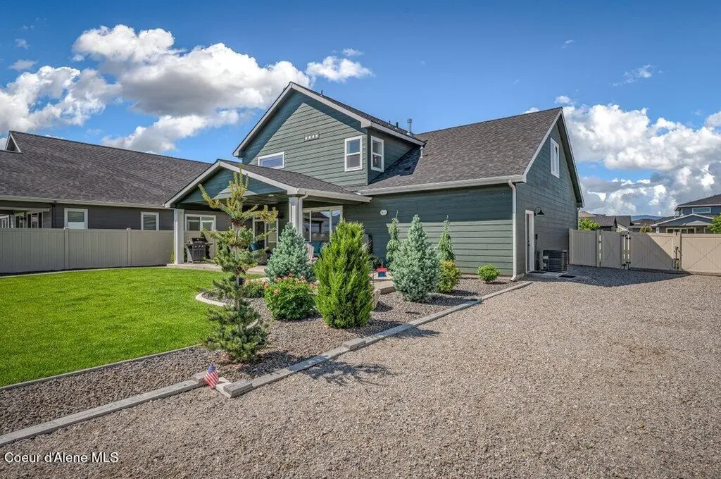 1656 W Okanogan Avenue Post Falls ID 83854