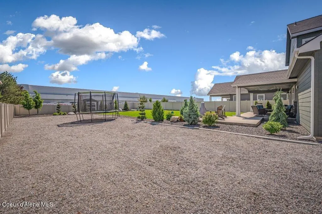 1656 W Okanogan Avenue Post Falls ID 83854