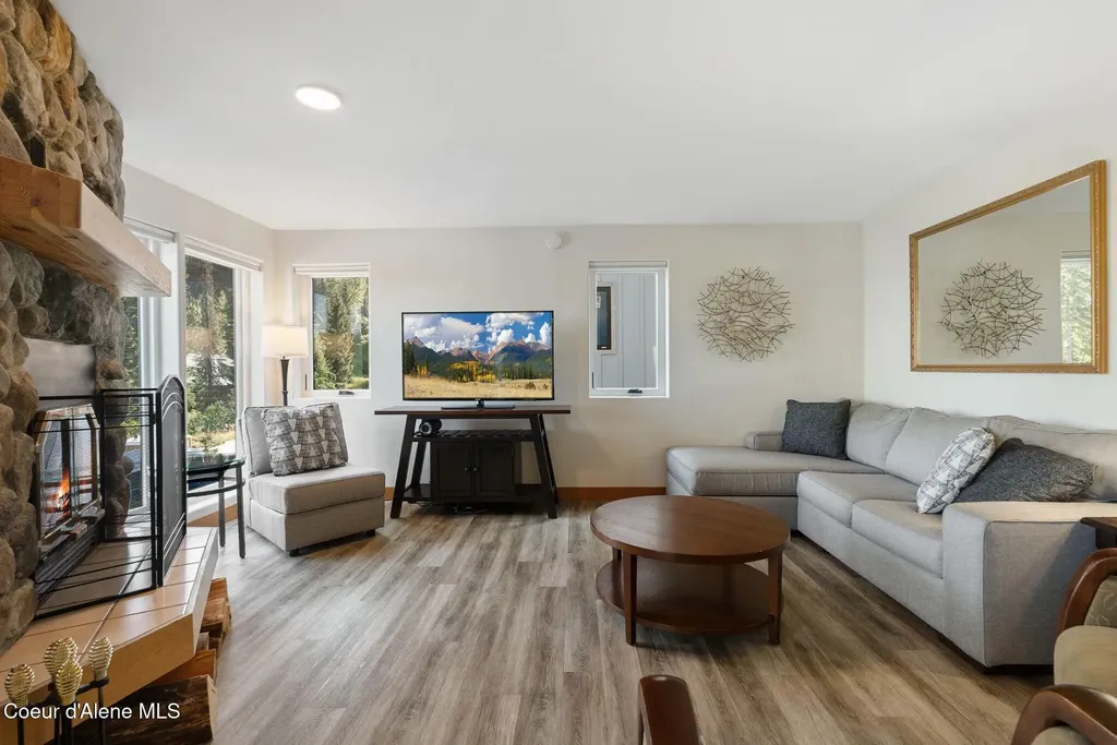 169 Crystal Springs Road Sandpoint ID 83864