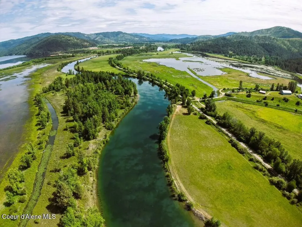 26175 State Highway 3 Cataldo ID 83810