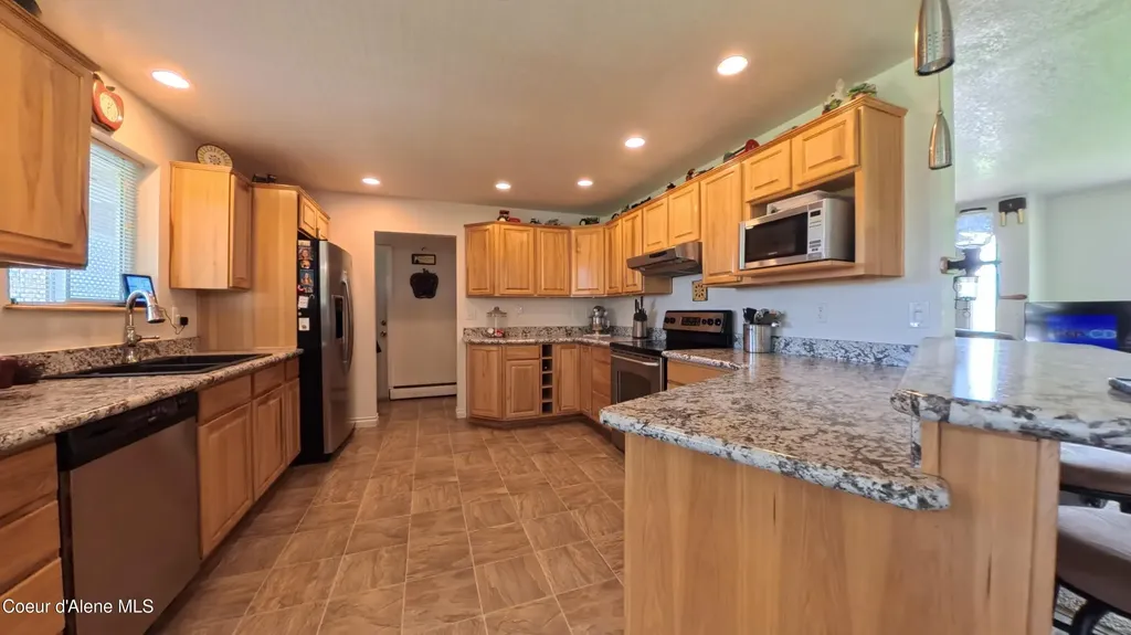 26175 State Highway 3 Cataldo ID 83810