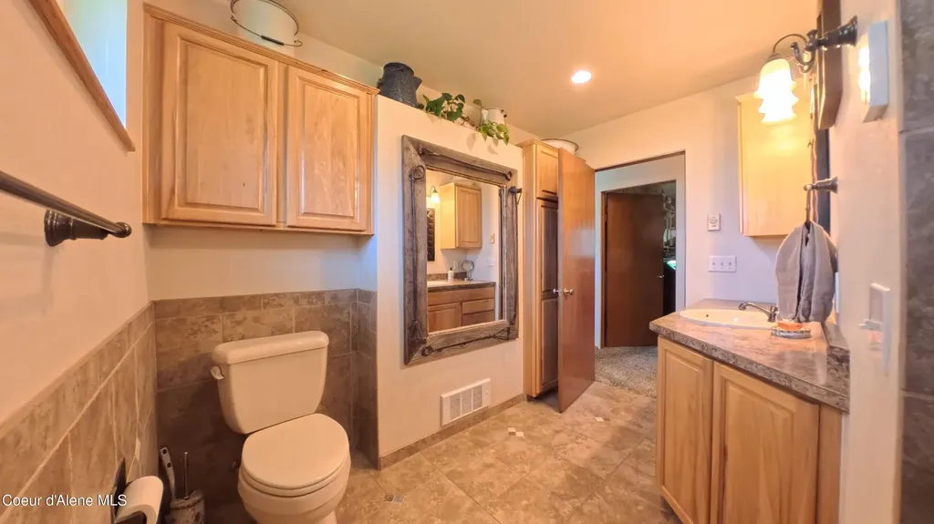 26175 State Highway 3 Cataldo ID 83810
